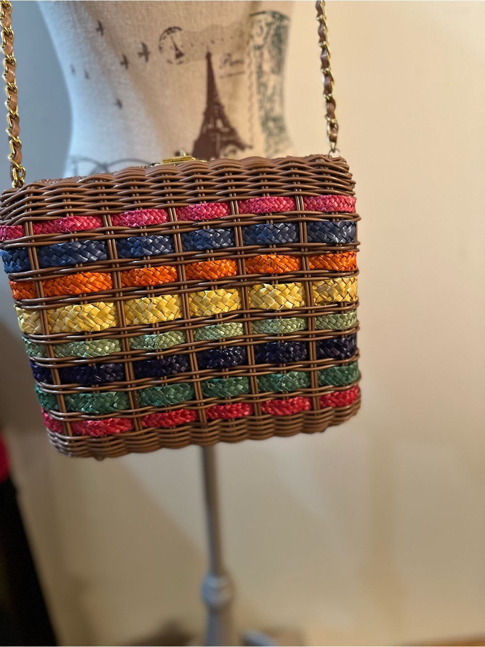 Woven Multicolor Crossbody Bag with Gold Chain